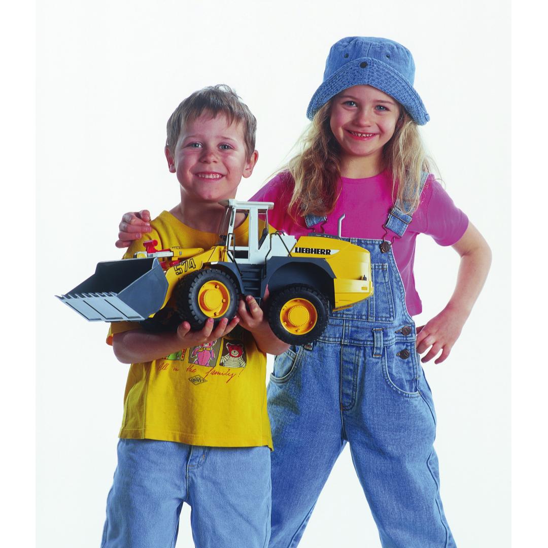 BRUDER 02430 - Liebherr Radlader L574 - Bild 5