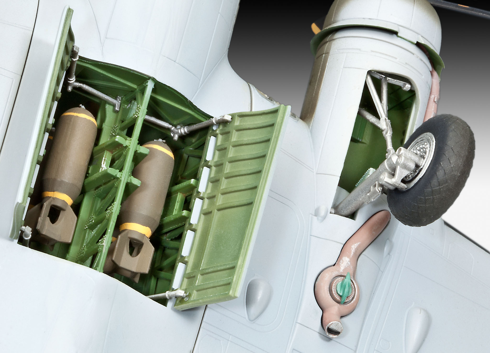 Revell 04279 B-17F "Memphis Belle" Modellbausatz Maschine, Rad, Mörserschale, Waffe