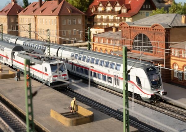 Eisenbahn, Endstation, Zug, Bahnhof, Person