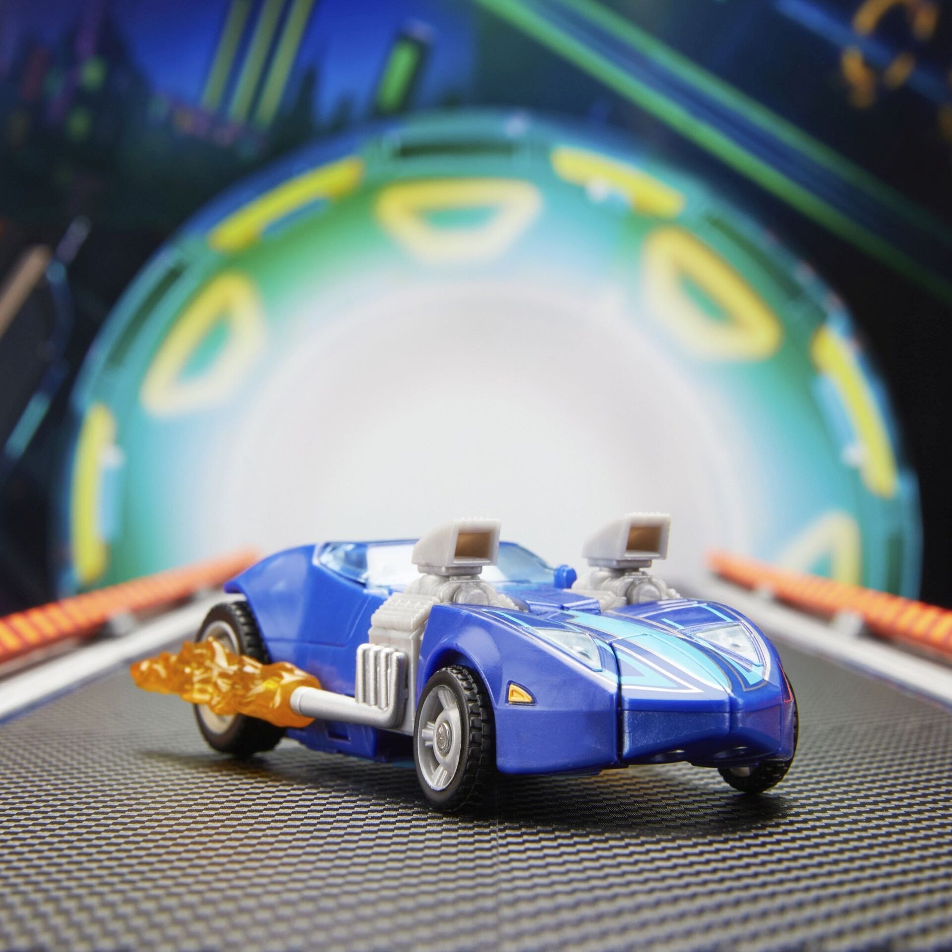 Transformers Collaborative Hot Wheels® X Transformers Twin Millä