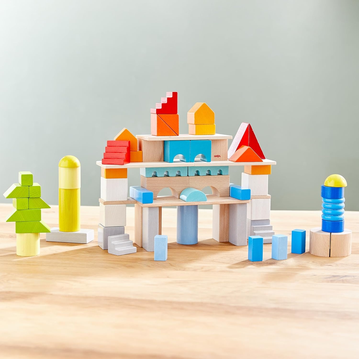 HABA 85 Basisbausteine bunt, Set mittel - Hochwertiges Holzbaustein-Set mit Aufbewahrungstasche