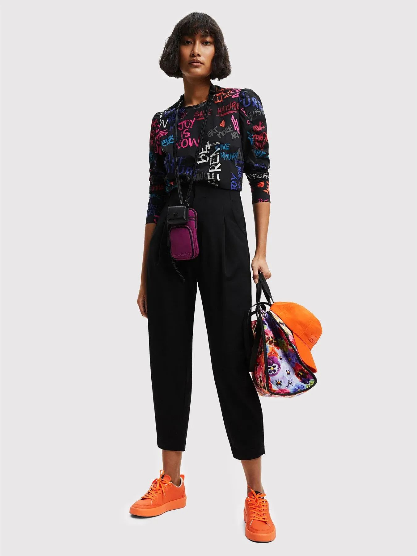 Desigual Damen Bluse - Schwarz, Bunt bedruckt 22WWBW032000 GR. M