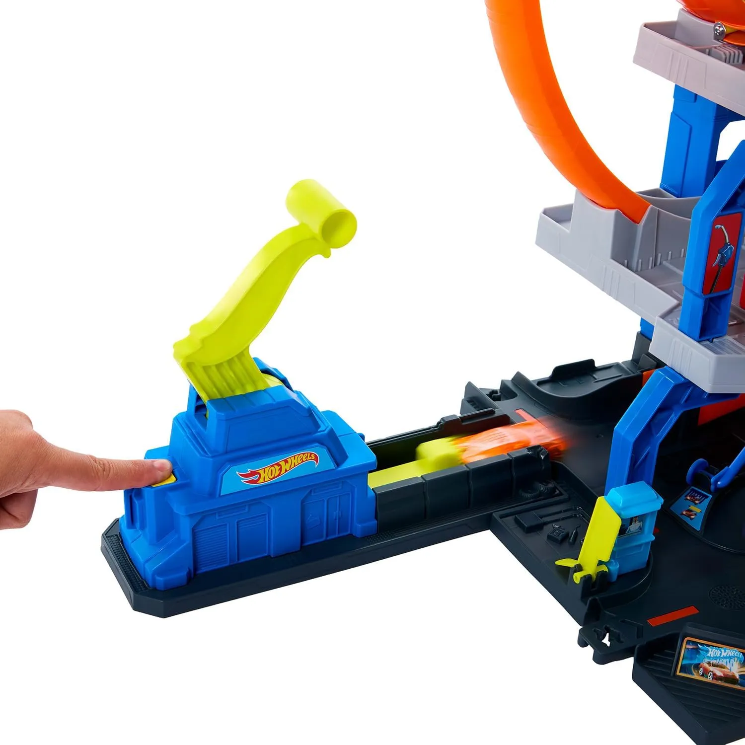 Hot Wheels City Mega-Parkgarage-Spielset mit 1 Die-Cast-Spielzeugauto und 1 Spielzeug-Hubschrauber im Maßstab 1:64 Hot Wheels City Mega-Parkgarage-Spielset mit 1 Die-Cast-Spielzeugauto und 1 Spielzeug-Hubschrauber im Maßstab 1:64