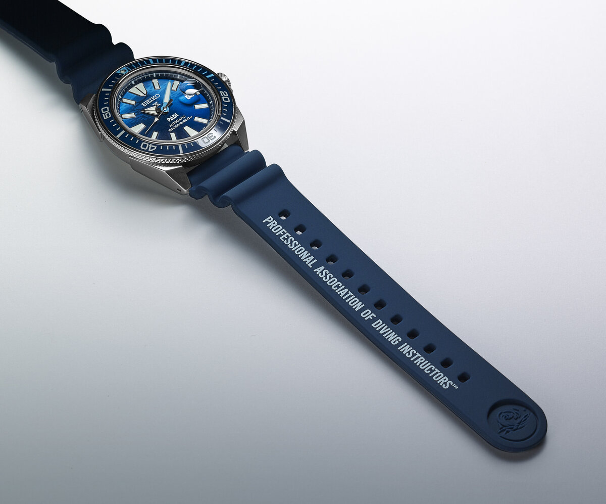 Armbanduhr, Arm, Person, Zubehör, Riemen