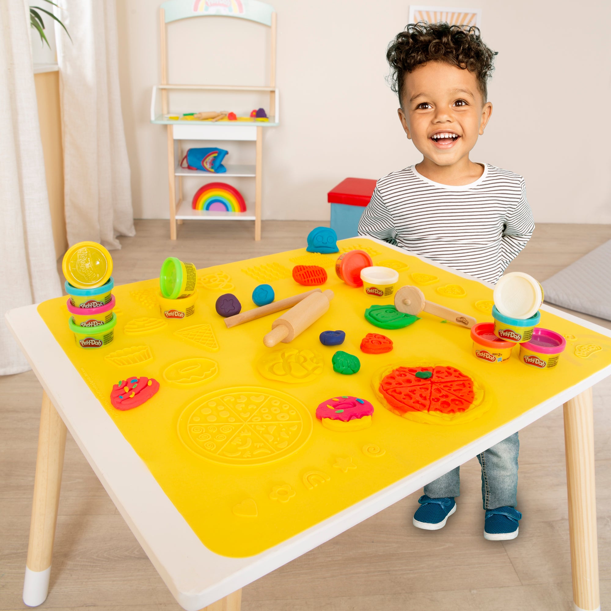 Roba 450015PD1ZU Sitzgruppen-Set roba x Play-Doh weiß – Spielmöbel - Produktbild 4