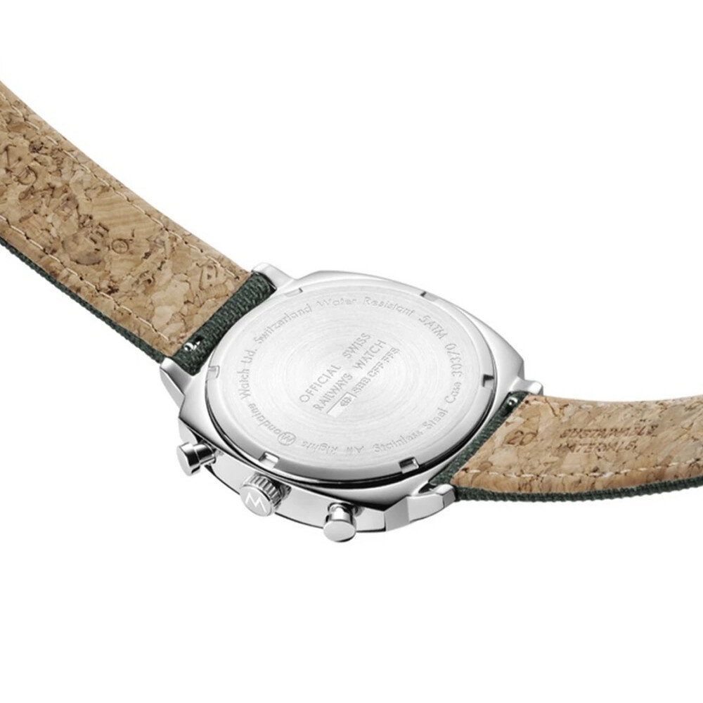 Mondaine Cushion 316L Stainless steel Grün MSL.41460.LF.SET Armbanduhr, Arm, Körperteil, Person