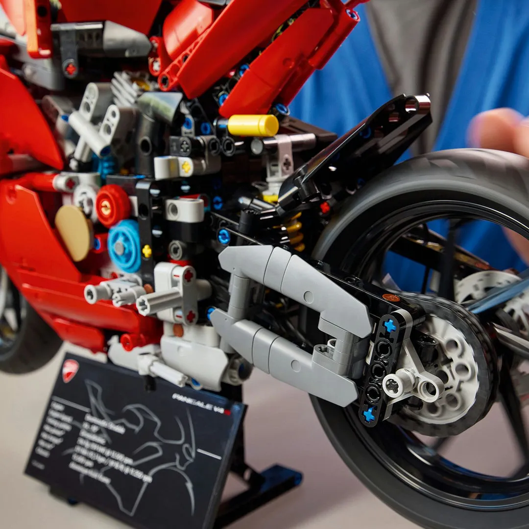 LEGO® Technic 42202 Confi1 'Jan