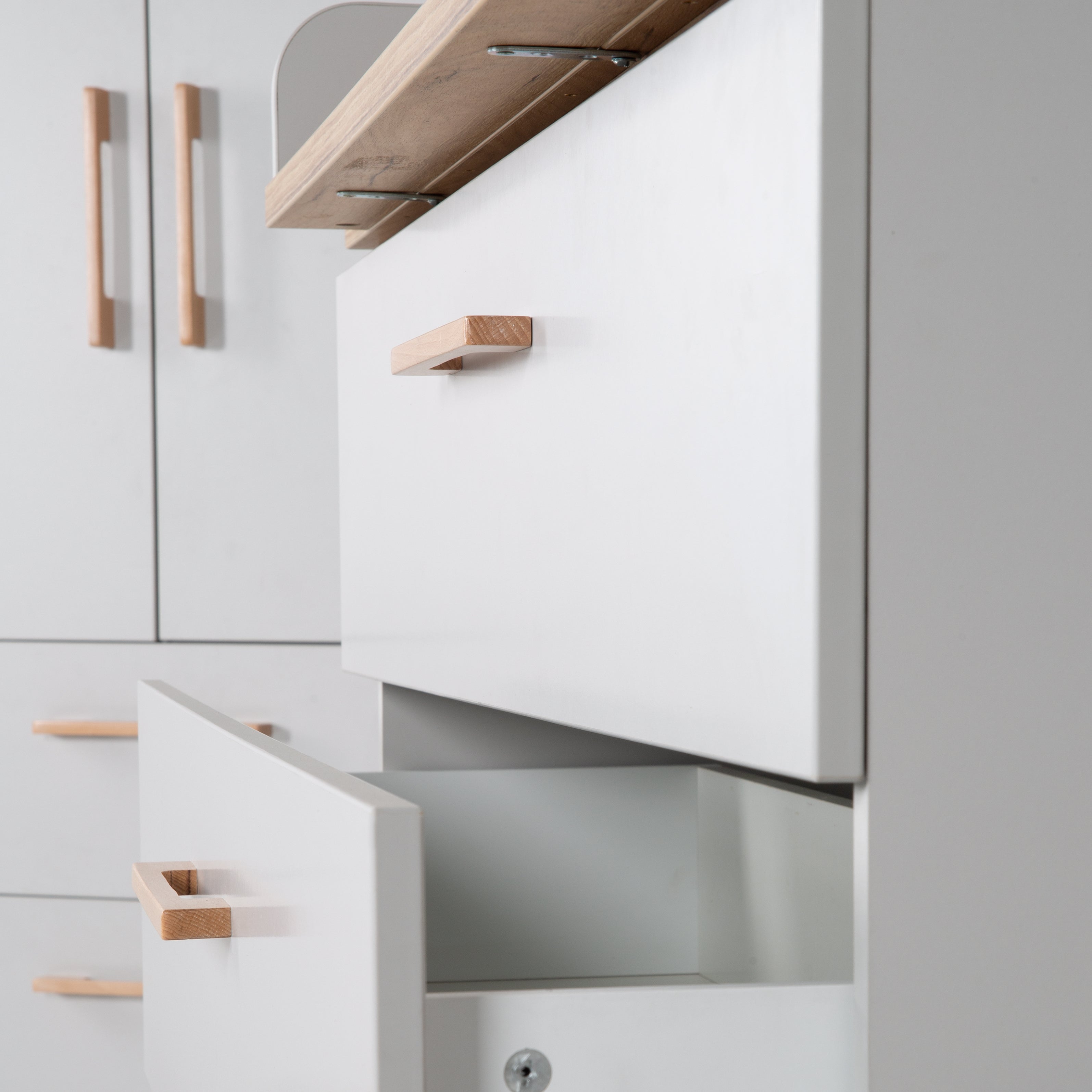 Roba 1731789 breite Wickelkommode Caro lichtgrau – Wickelkommode breit - Produktbild 9