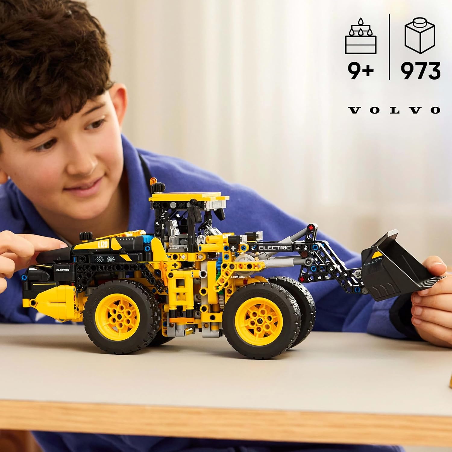 LEGO® Technic 42209 Volvo L120 Electric Radlader Spielzeug