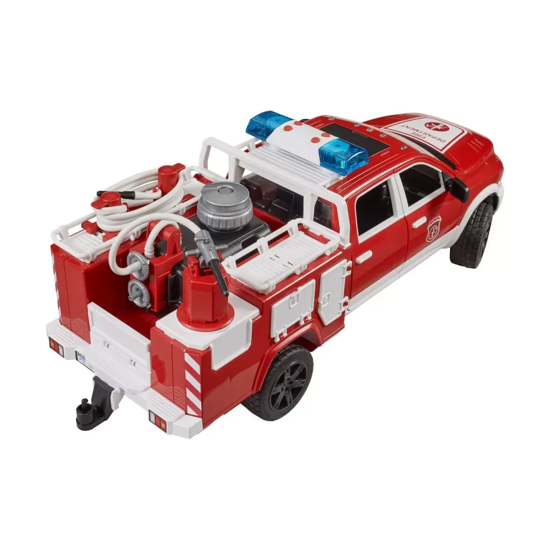 Bruder 02544 RAM 2500 Feuerwehreinsatzwagen mit Light + Sound Modul